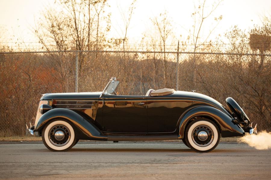  Ford V8 DeLuxe Roadster 1936 года  (фото 5 из 32)